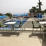 Hotel Dream *